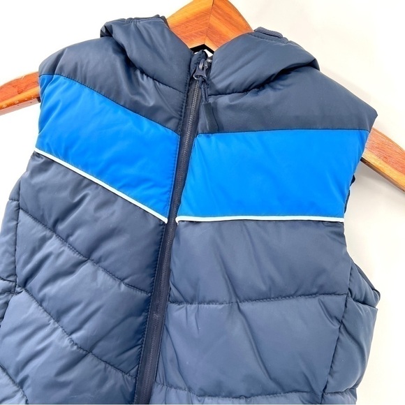 M&S London Studio Boy's Blue Hooded Puffer Vest Size 8-9 - Picture 2 of 12